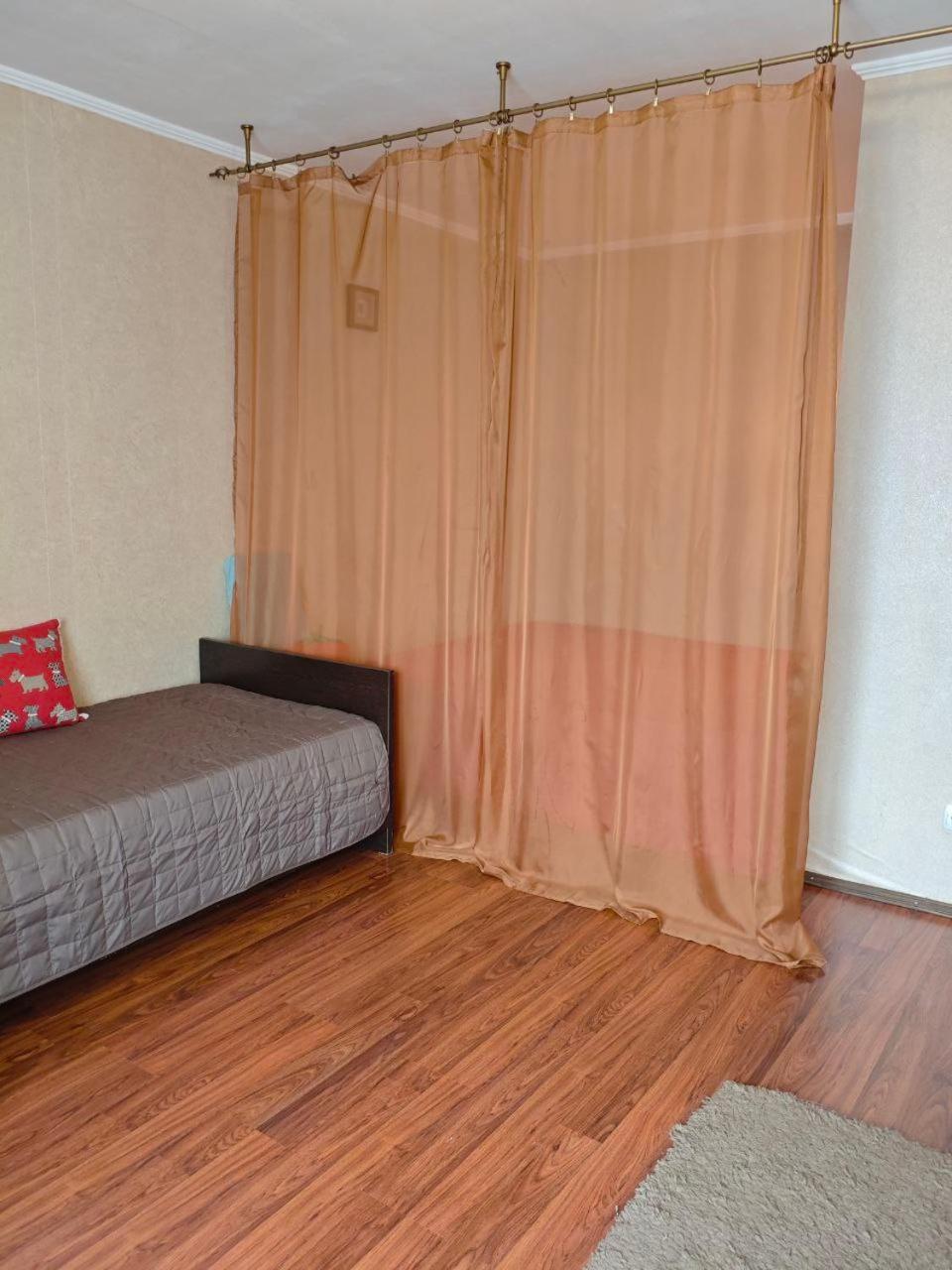 Spacious Apartment With Balcony Krementsjuk Eksteriør bilde